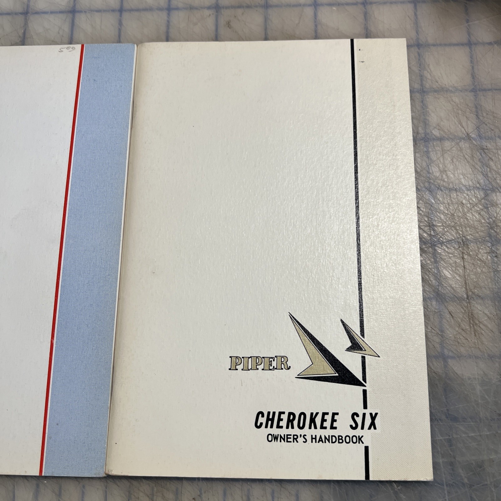 Vintage Owners Manual Piper Cherokee Six & Cherokee Six 300 Handbook