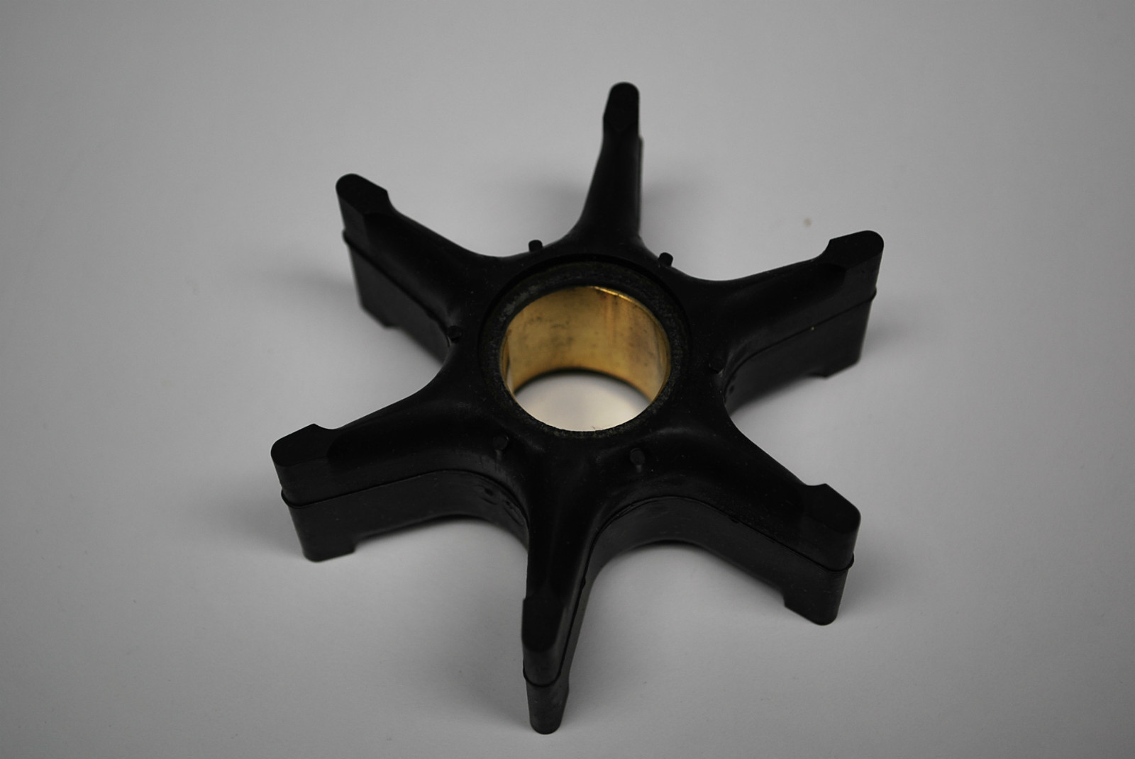 New Johnson Evinrude OEM Outboard Water Pump Kit 5001595 w Housing BRP/OMC