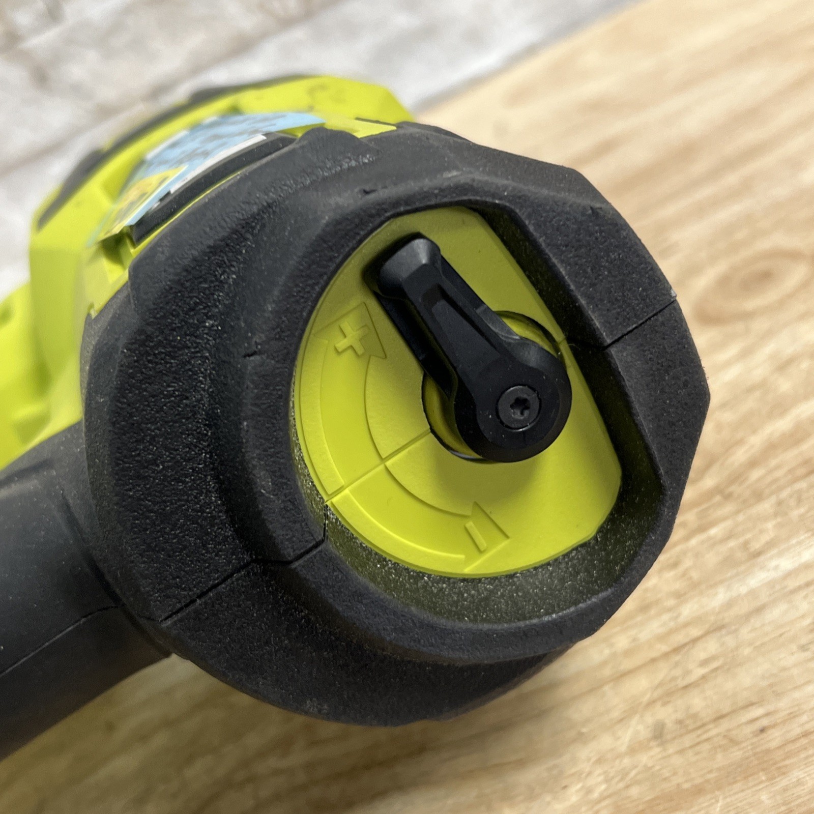 Ryobi One+ HP 18v Brushless Brad Nailer Tool Only (P322) - FOR PARTS OR REPAIR