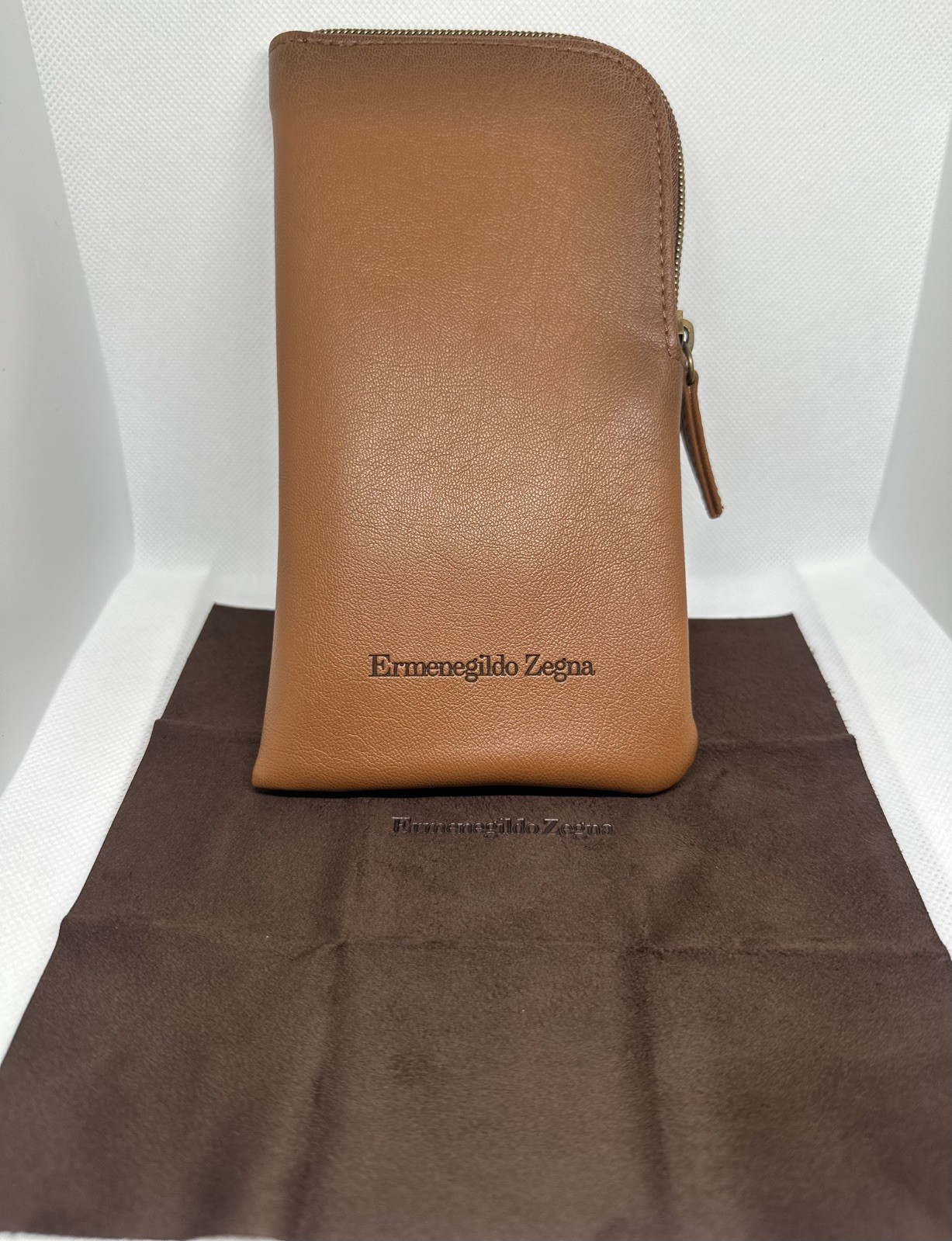 Authentic ERMENEGILDO ZEGNA Brown Leather Eyeglass Case with cleaning cloth OBO