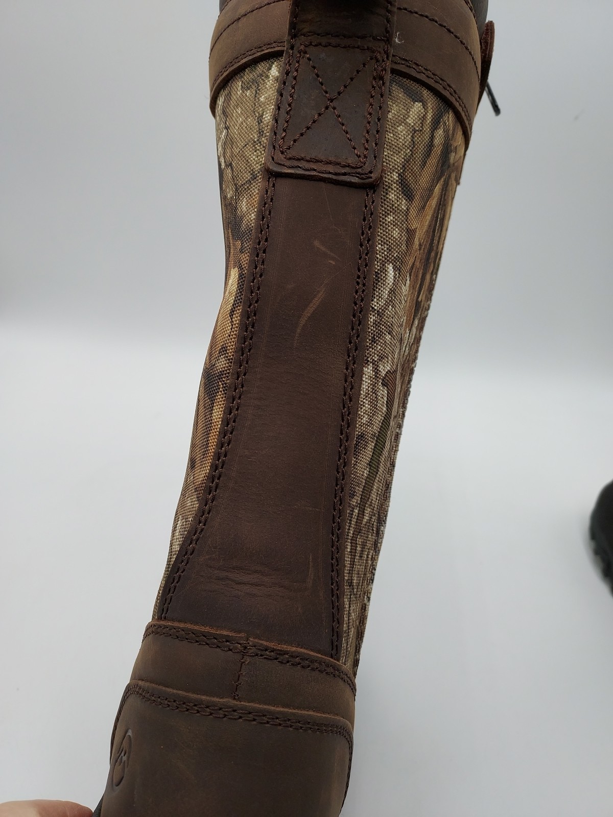 Magellan Outdoors Womens Sz 6B Snake Shield Armor 3.0 Realtree Edge APX (K4-D3)