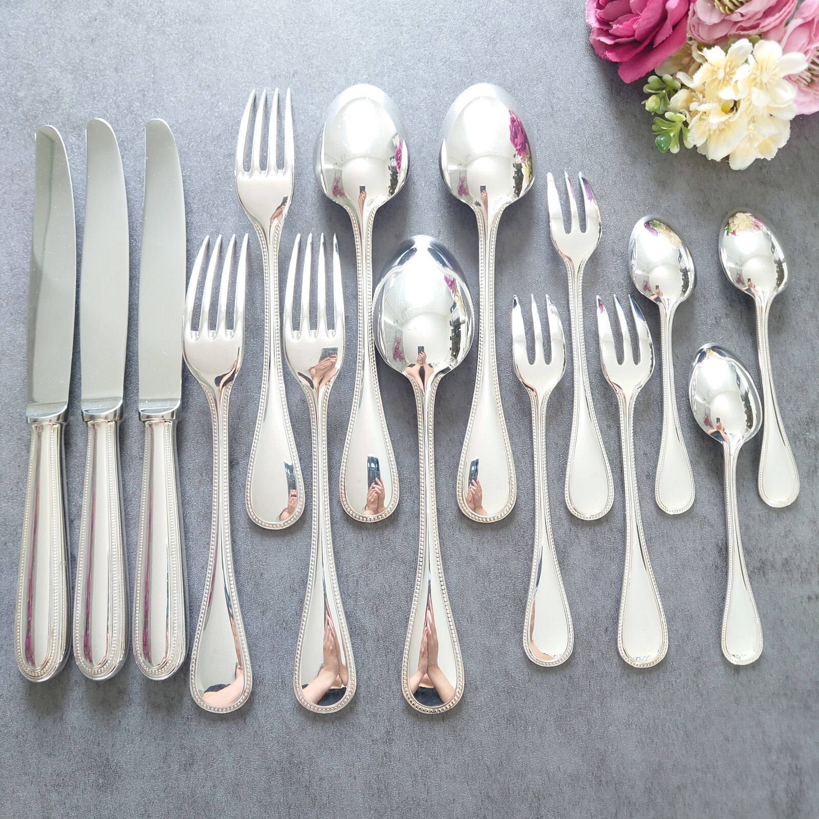 Christofle Perles 15pcs Silverplate Flatware Knife Fork Spoon Excellent