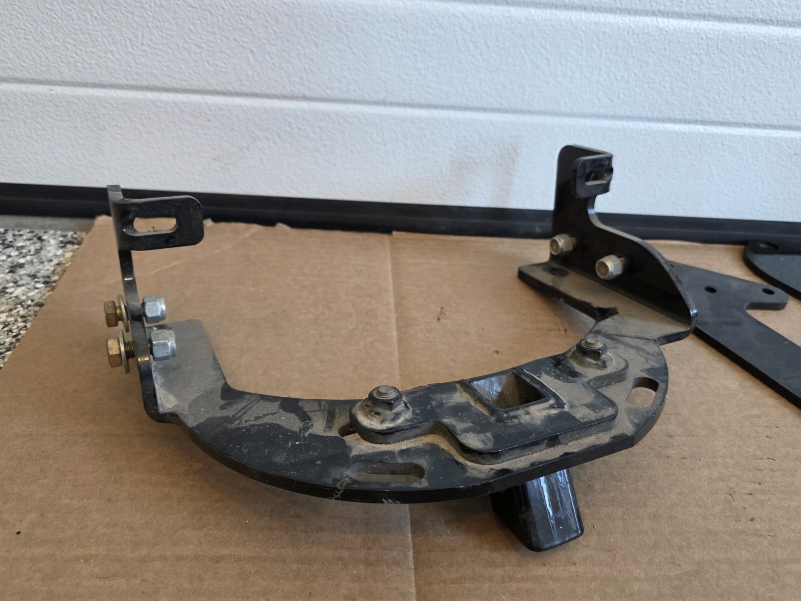 Harley 09-13 Touring Trailer Hitch receiver mount bracket