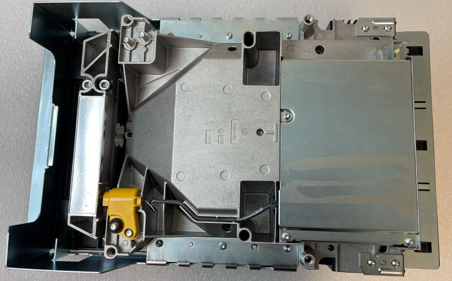 Zebra MP7001-LNS0M10US Scanner Scale Checkout Scale, NEW w/ protective film WOW!