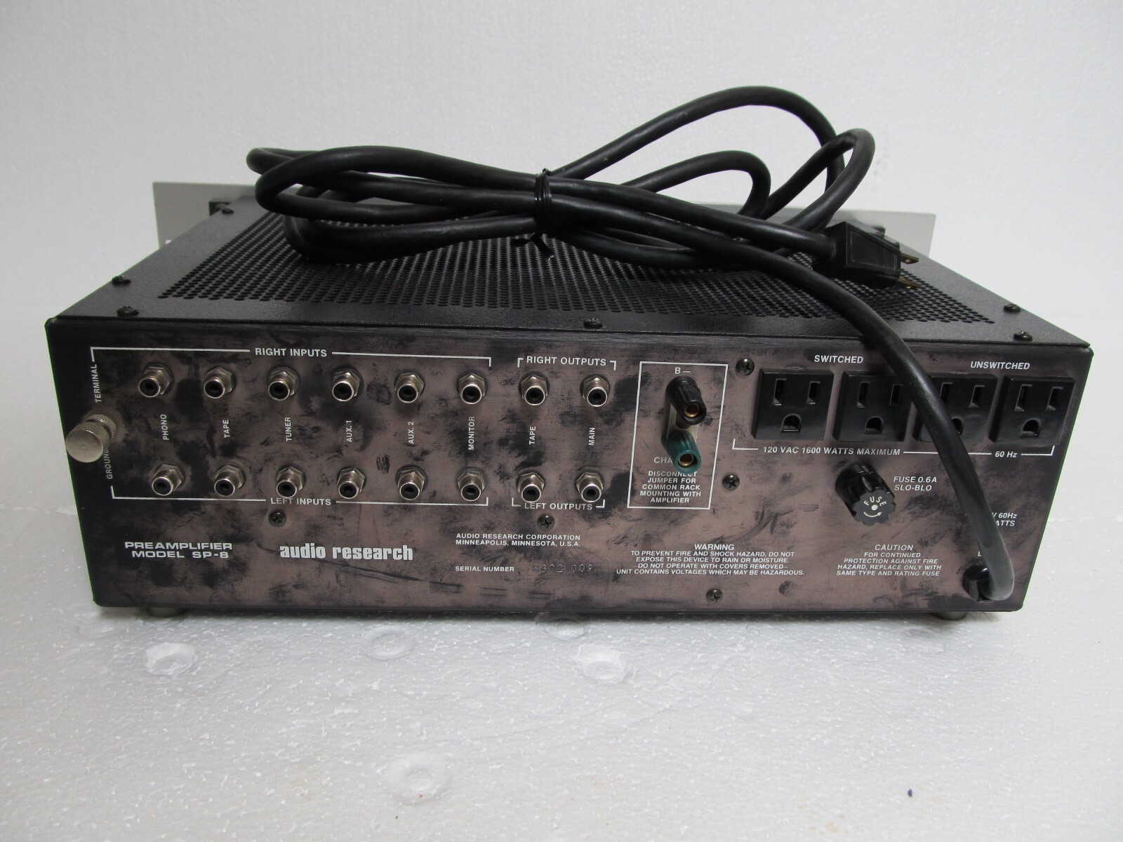 Vintage AUDIO RESEARCH SP-8 TUBE PREAMPLIFIER - Audiophile Gear Equipment