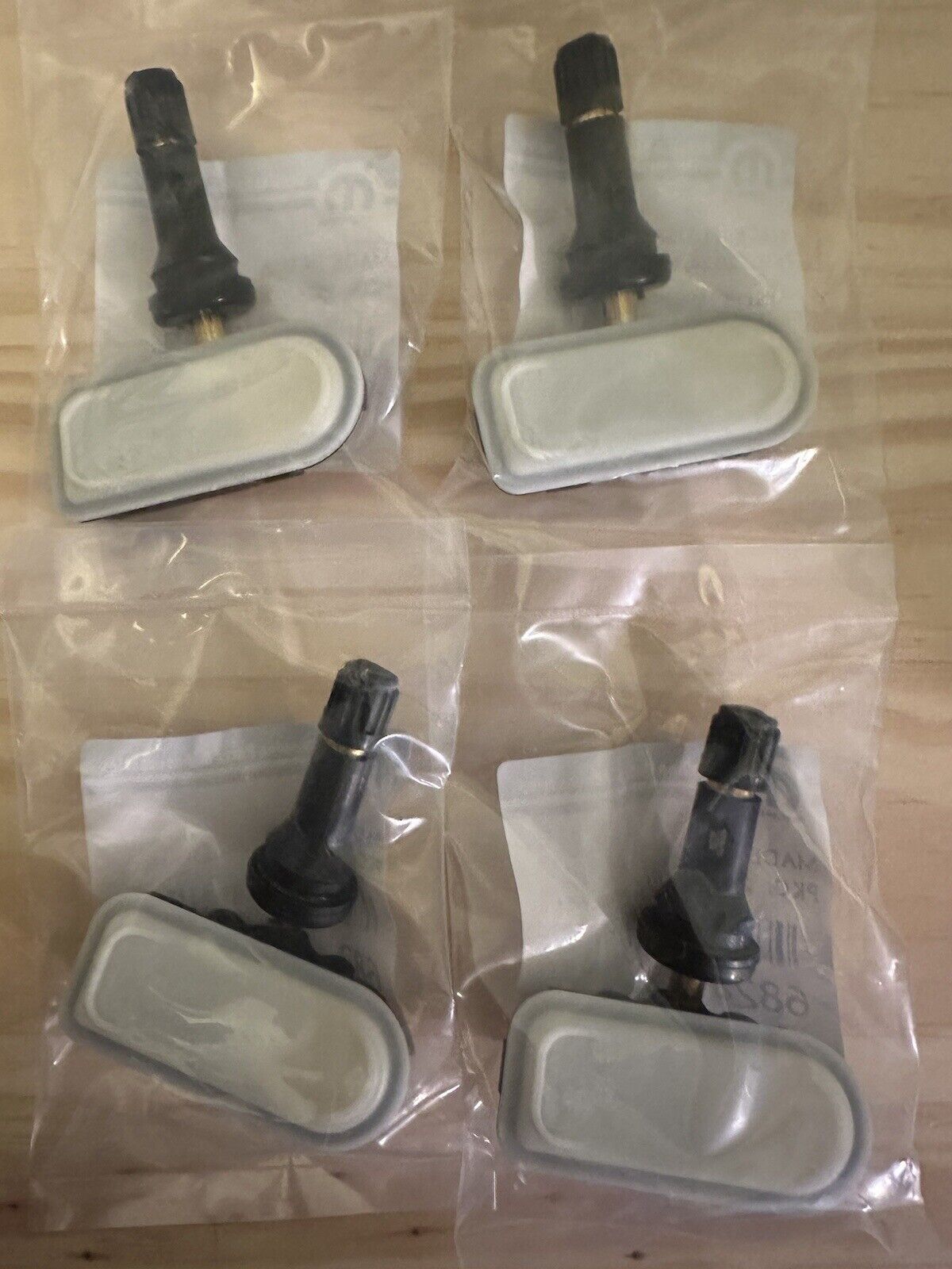 4Pcs New OEM 68249197AA Tire Pressure Sensor TPMS For Dodge Ram 1500 2500 3500