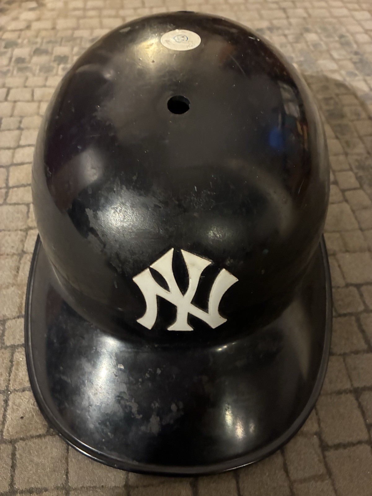 NEW YORK YANKEES 2007 Game Used Catcher's Helmet Size 7.5 Steiner Authentic