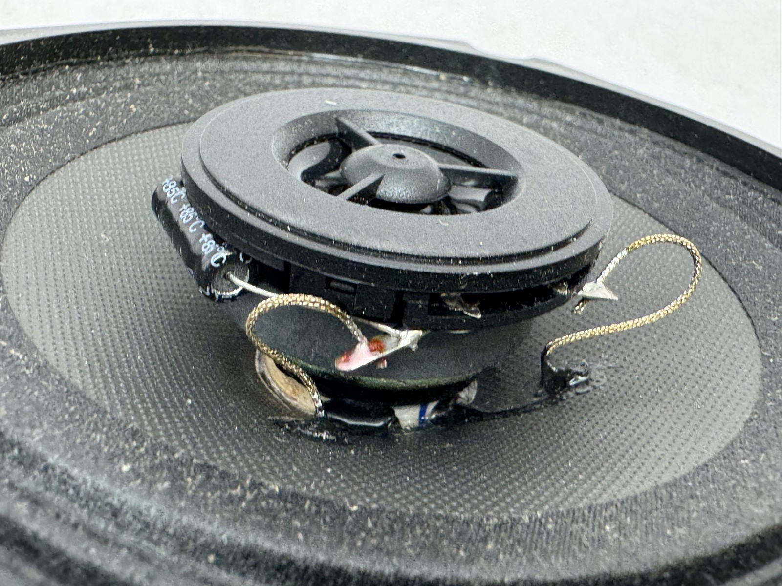 Genuine 97-13 Up Harley Davidson Touring FLH Enhanced Speakers pair with Inserts