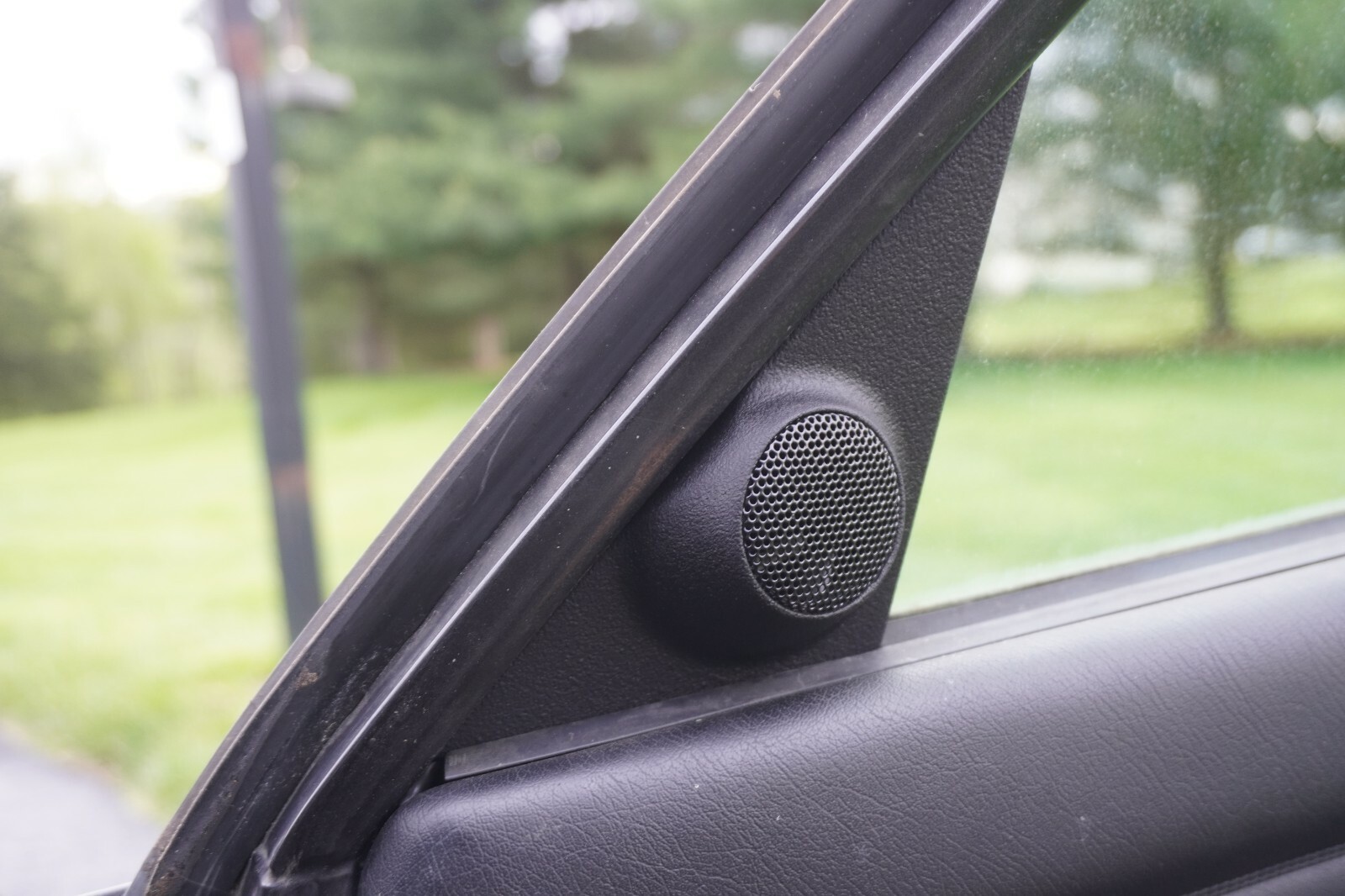 New BMW E30 Tweeter Door Speaker Housings Pair Tweeters