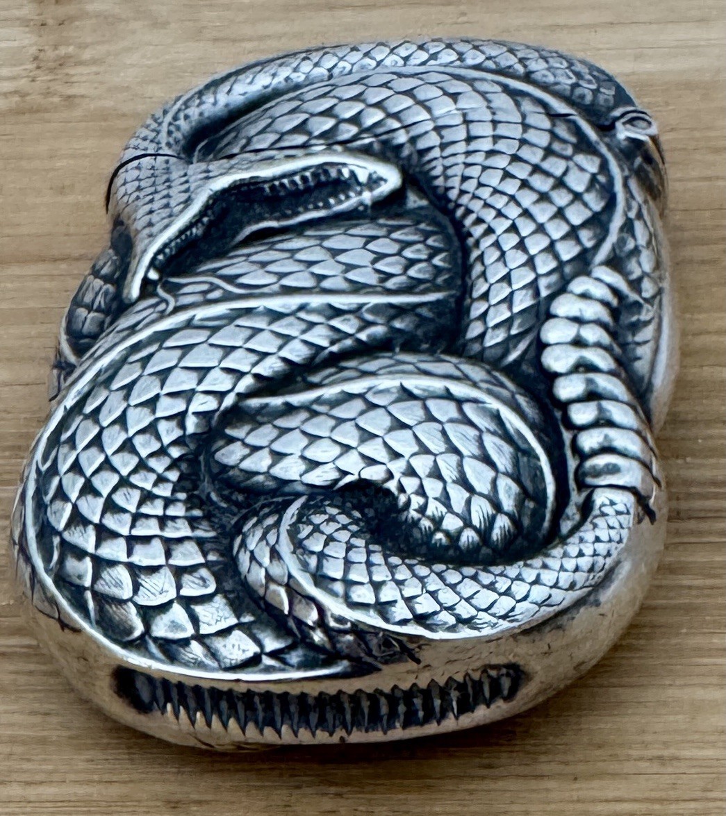 VERY RARE WILLIAM KERR STERLING FIGURAL RATTLESNAKE MATCH SAFE VESTA CASE C 1905