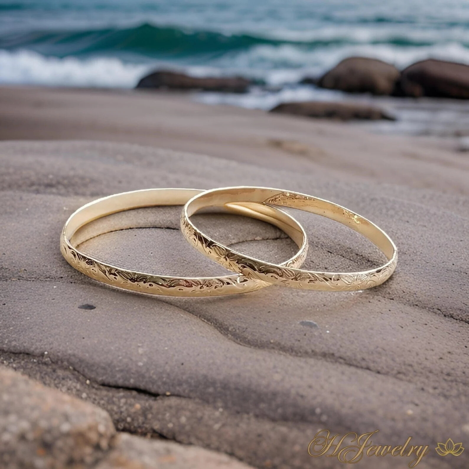 6mm Gold Hawaiian Heirloom Bangle Bracelet