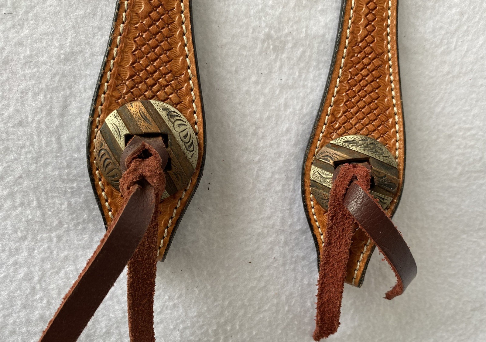 FANCY Tooled Leather HEADSTALL~New Cond~Slotted CONCHOS~AVERAGE to LARGE Horse