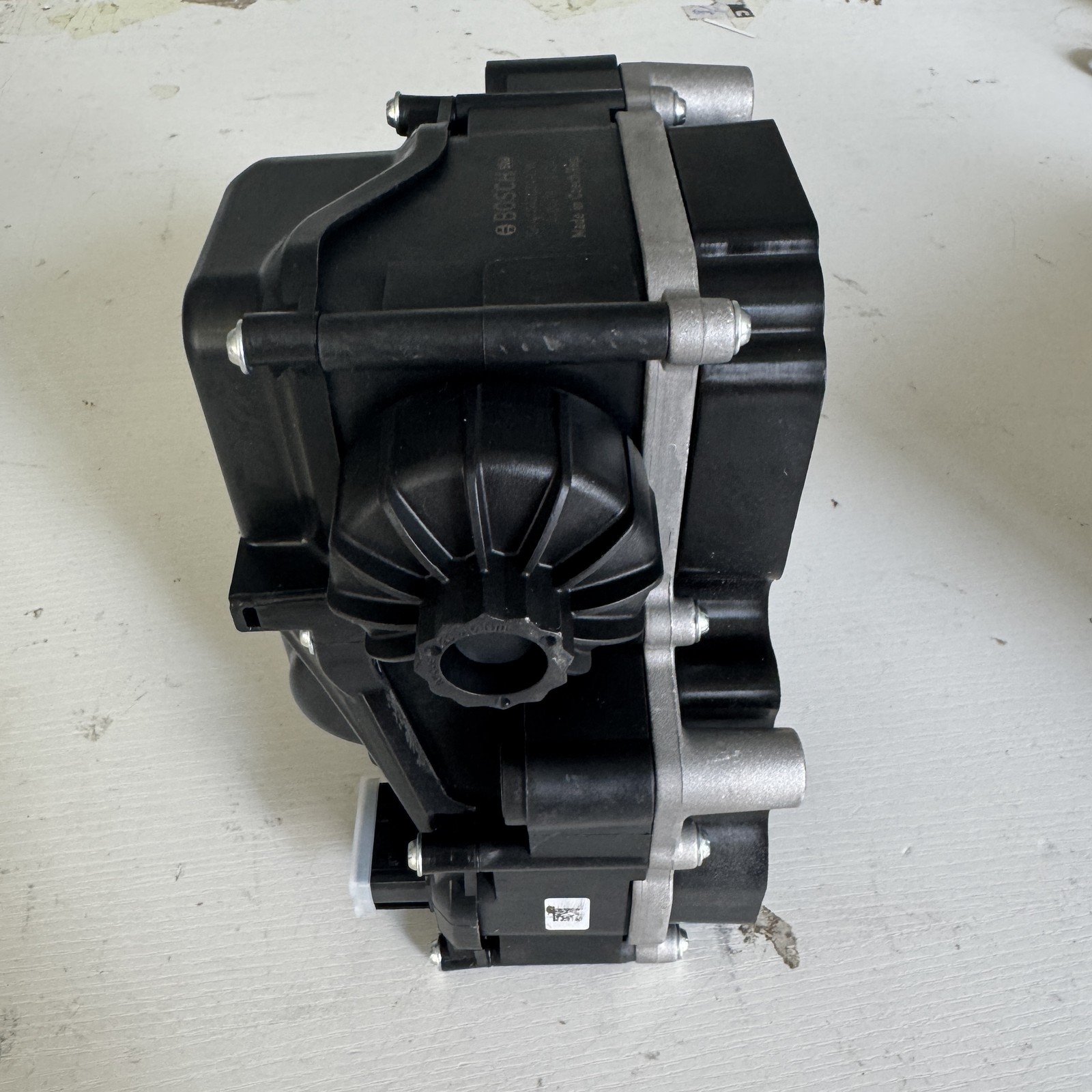 21577507 21577511 21332701 85003864 Bosch For Volvo Mack DEF Urea Pump 12V D13