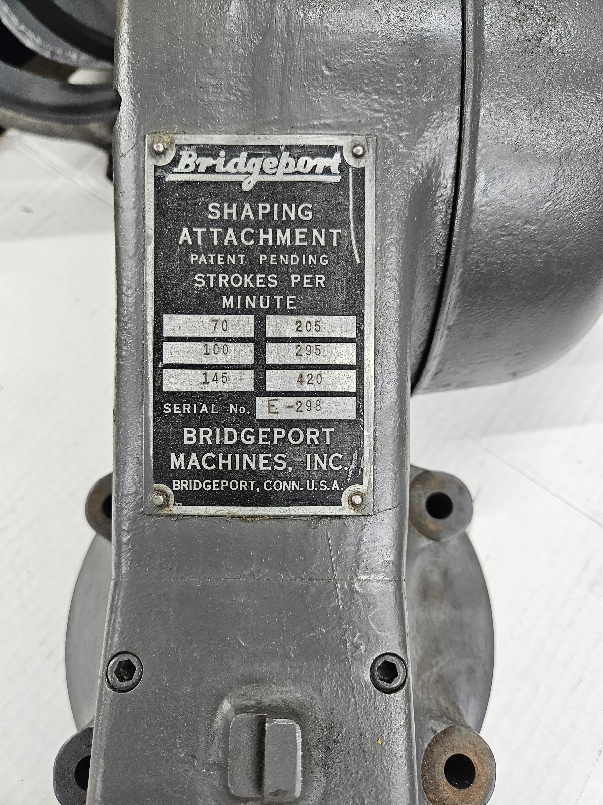 BRIDGEPORT #E Slotting Shaping Attachment Head