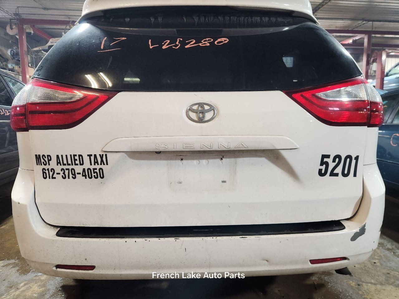 Automatic Transmission FWD 3.5L Fits 17-20 SIENNA 1302546