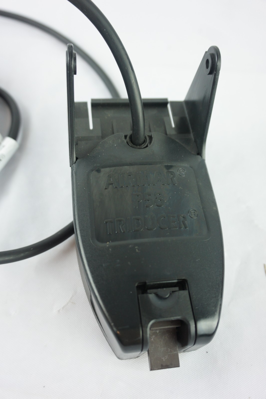 Raymarine Airmar P58 Triducer 50/200 kHz Transom Mount Transducer NEW