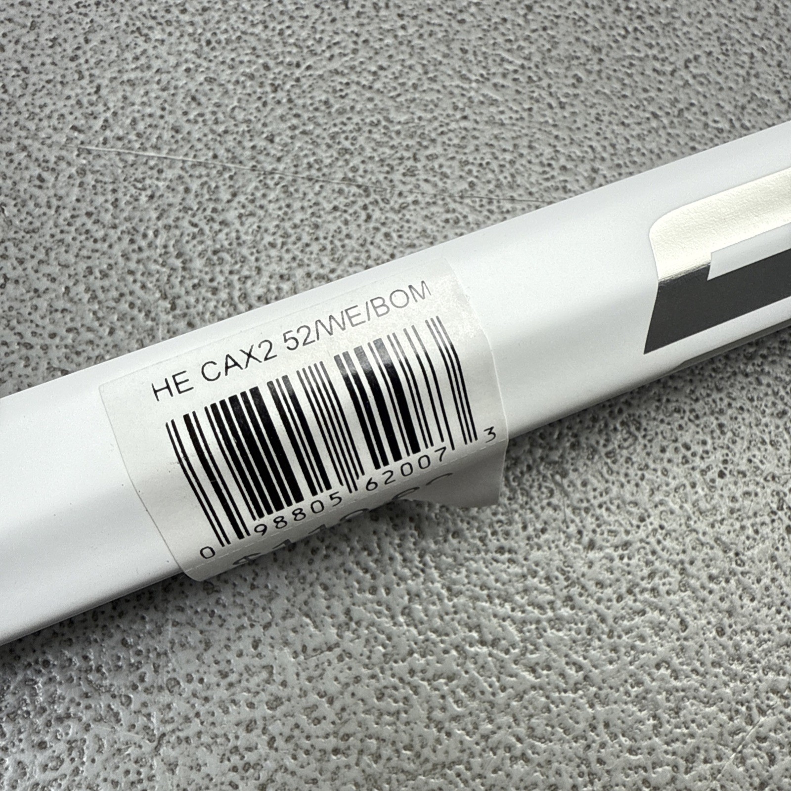 STX Fiber O Lacrosse Shaft - Attack White HE CAX2 52/WE/BOW