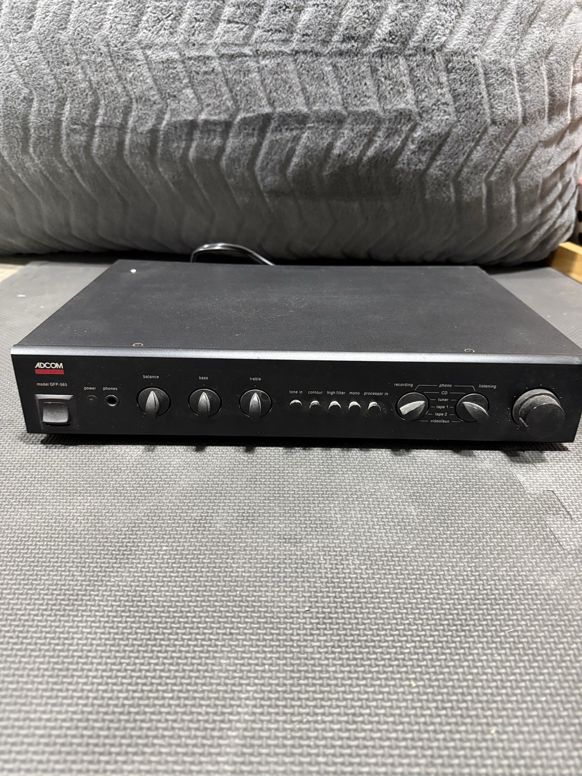 ADCOM GFP-565 AUDIOPHILE PRE AMPLIFIER EXCELLENT ORIGINAL CONDITION IN BOX