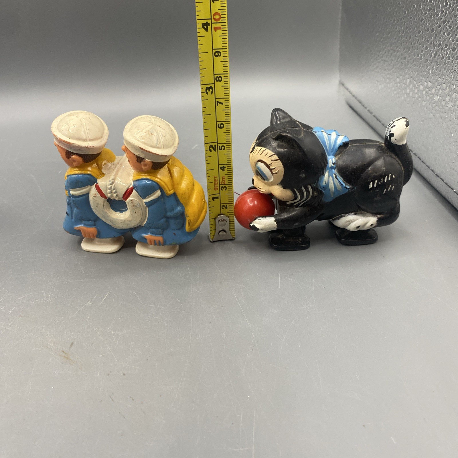 Vintage 1960’s Marx Ramp Walker Lot Of 5 Penguins/Sailors/Soldiers/Cat