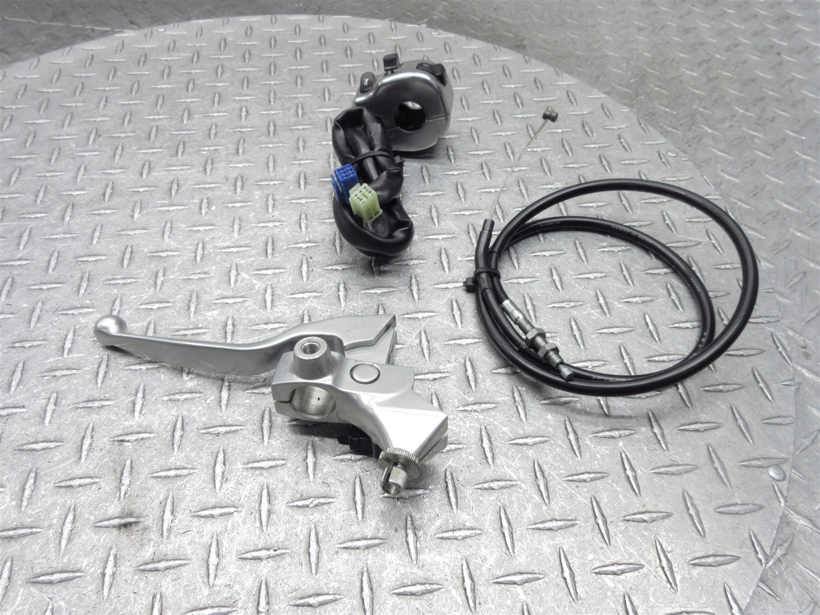 2009 04-16 Yamaha VStar 650 Classic XVS650 Left Handlebar Switch Clutch Perch