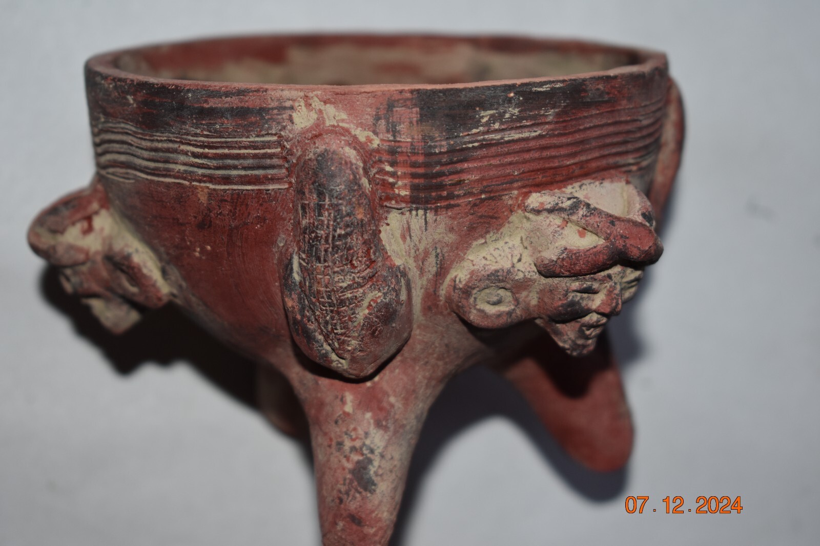 MAYAN INCENSARIO CORN RITUAL TRIPOD BOWL, 5"