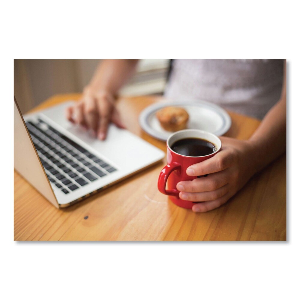 Folgers 20527CT 22.6 oz. Canister Half Caff Coffee (6/Carton) New