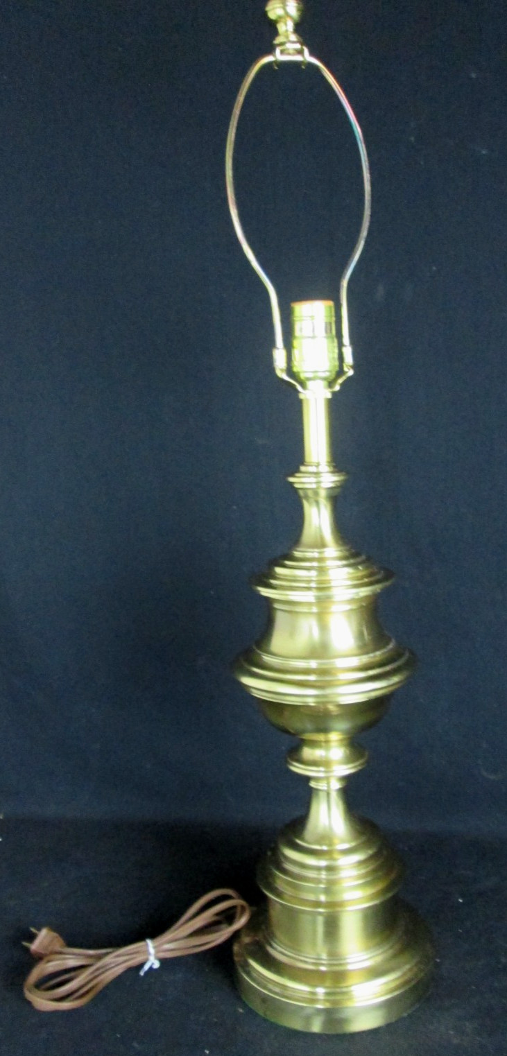 Vintage 29 1/2" Stiffel Heavy Brass Hollywood Regency URN 3-Way Table Lamp