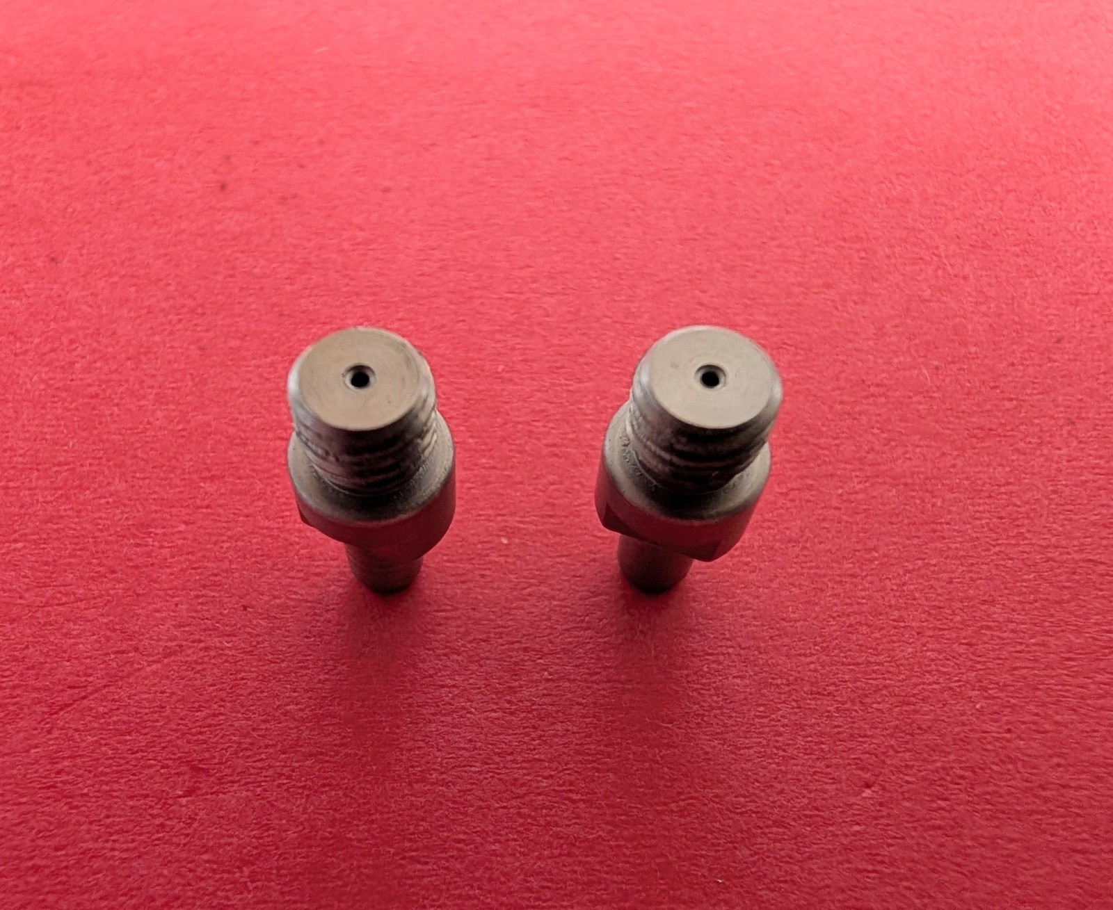 TWO Stainless Nipples Thread is 1/4"x28 Thompson Center & Others, For #11 Caps