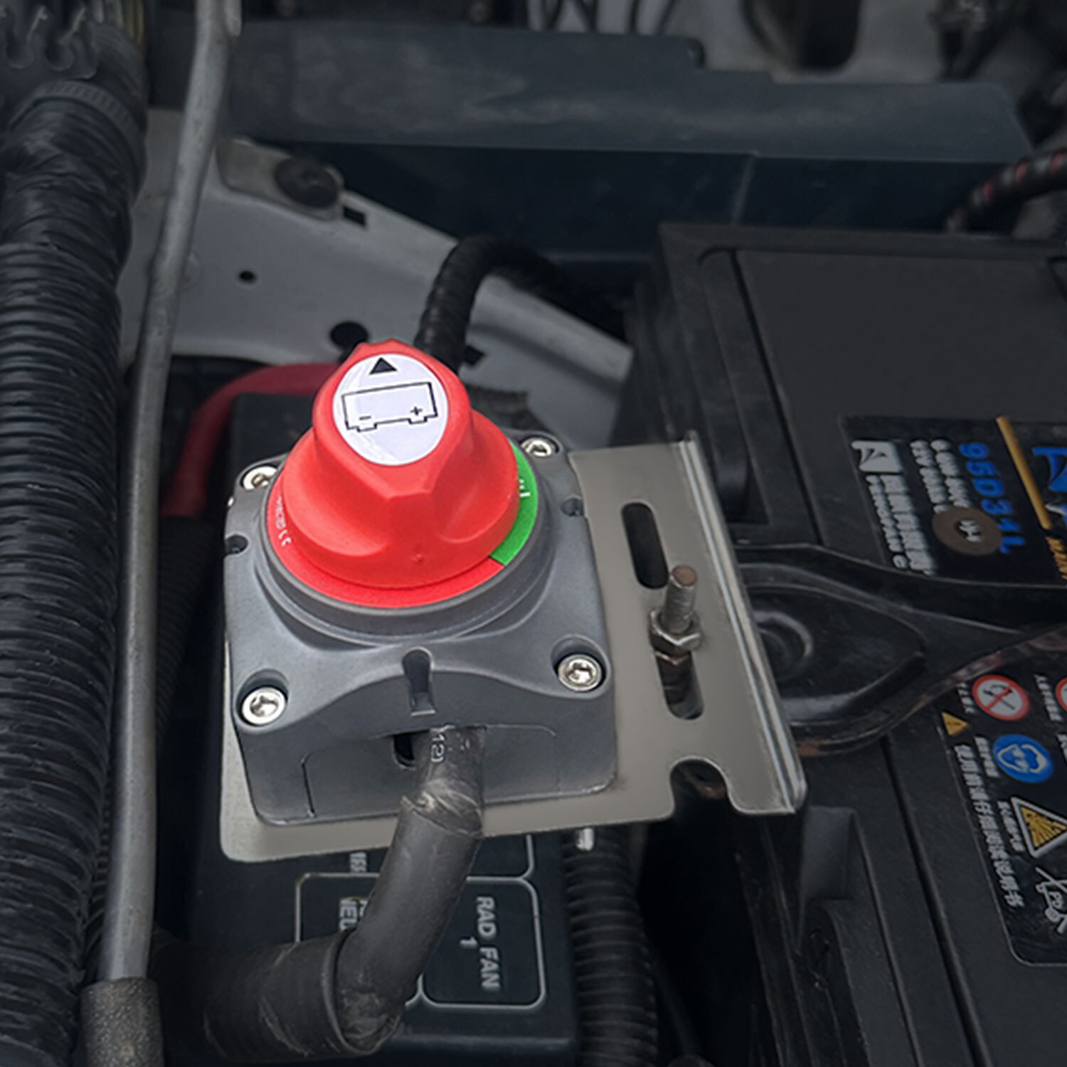 12-48V Battery Power Cut Master Switch Disconnect Isolator for Car RV (On/Off)