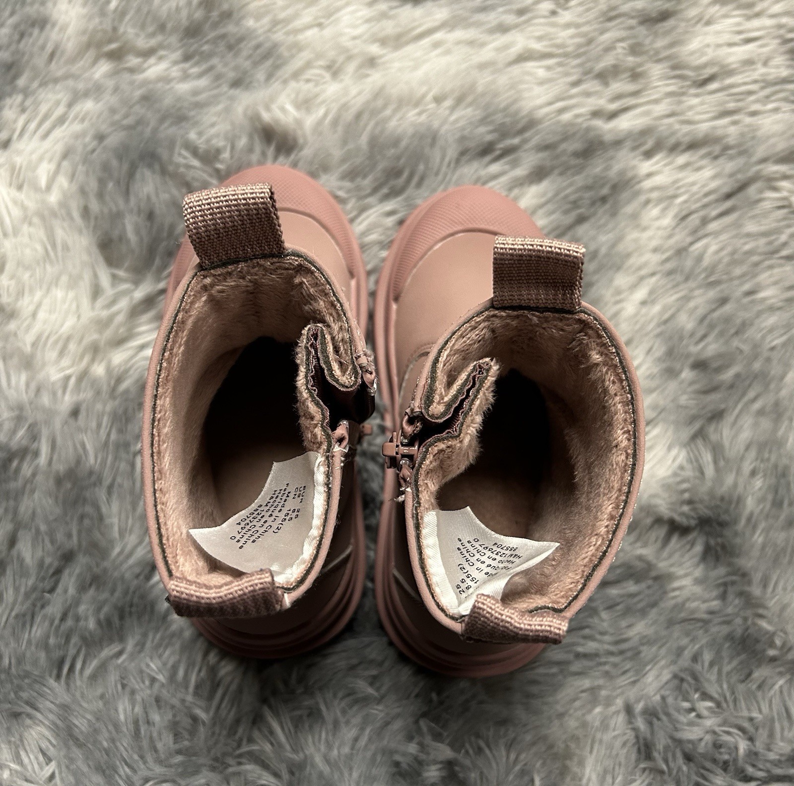 H&M Size 8.5 Girls Waterproof Fleece Lined Boots Snow Rain Pink Zipper