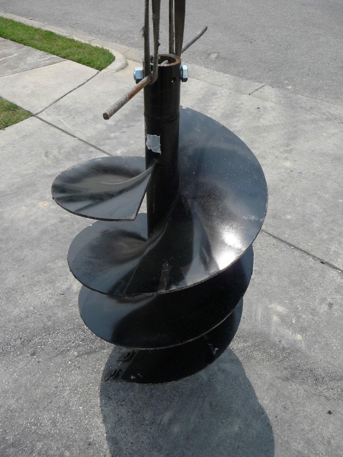 Lowe 24" Skid Steer Auger Bit 2" Hex Collar 48" Long