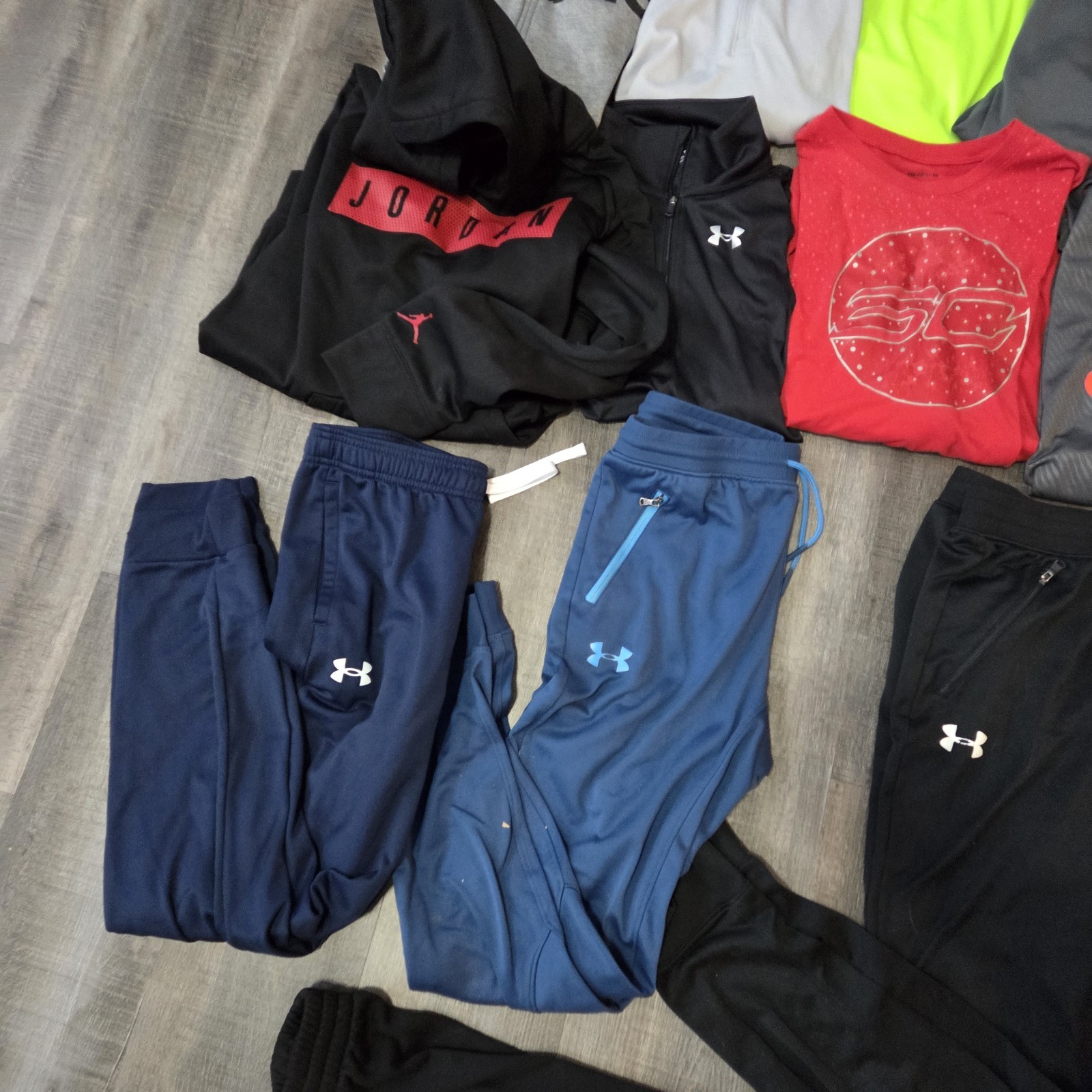 NIKE UNDER ARMOUR ADIDAS Boy's XL Athletic Lot Of Pants Long Slv Shirts 20 Pc