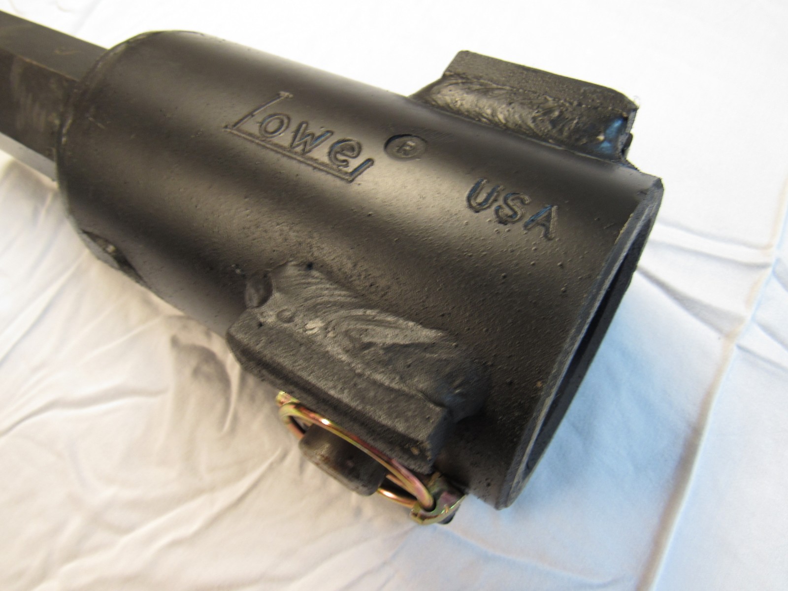 Lowe Auger Bit Conversion Adapter, 2 9/16 Round to 2 Hex