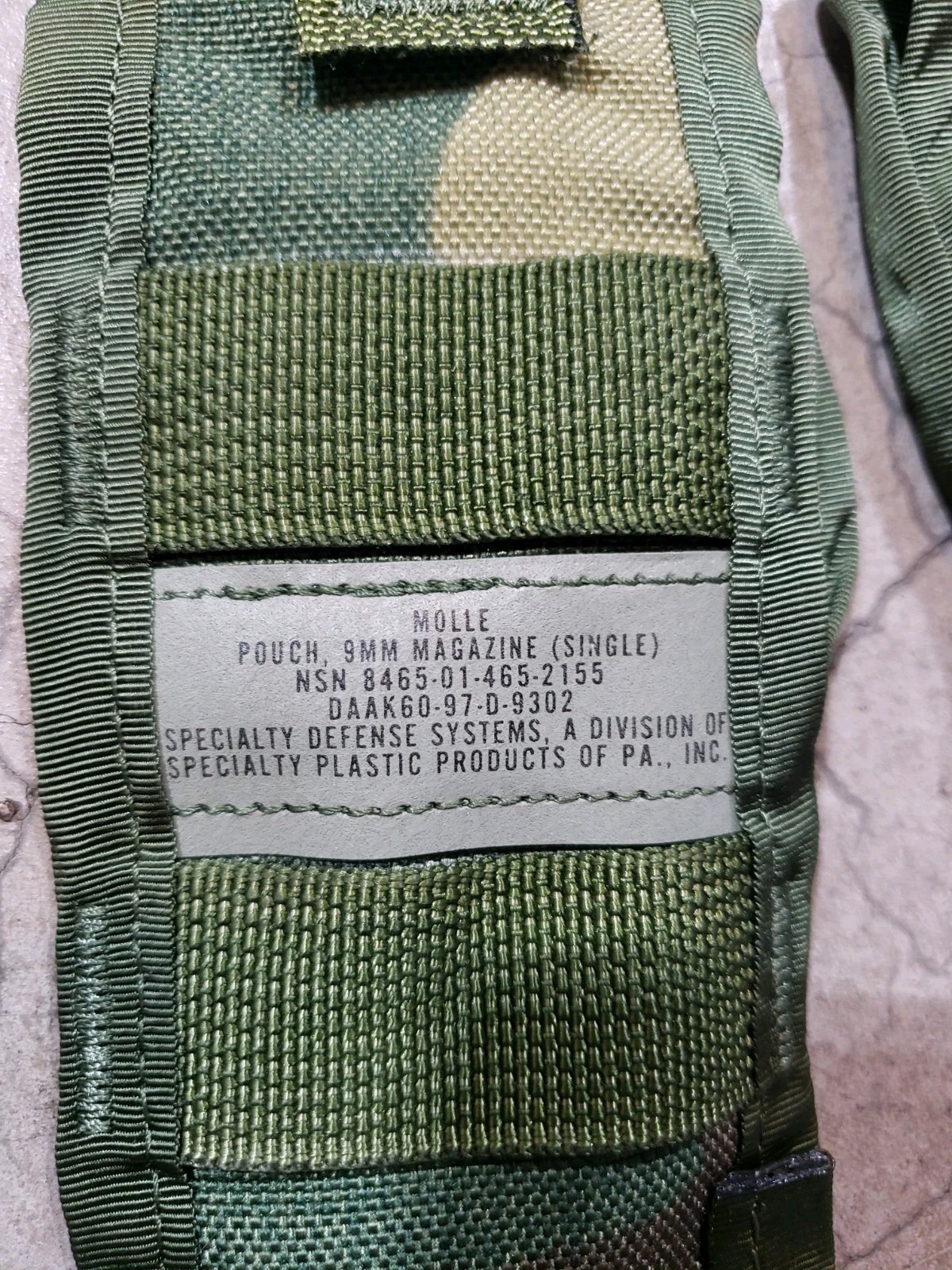 (1) USGI 9mm Pistol Mag Magazine Pouch Utility M81 Woodland Camo SDS MOLLE