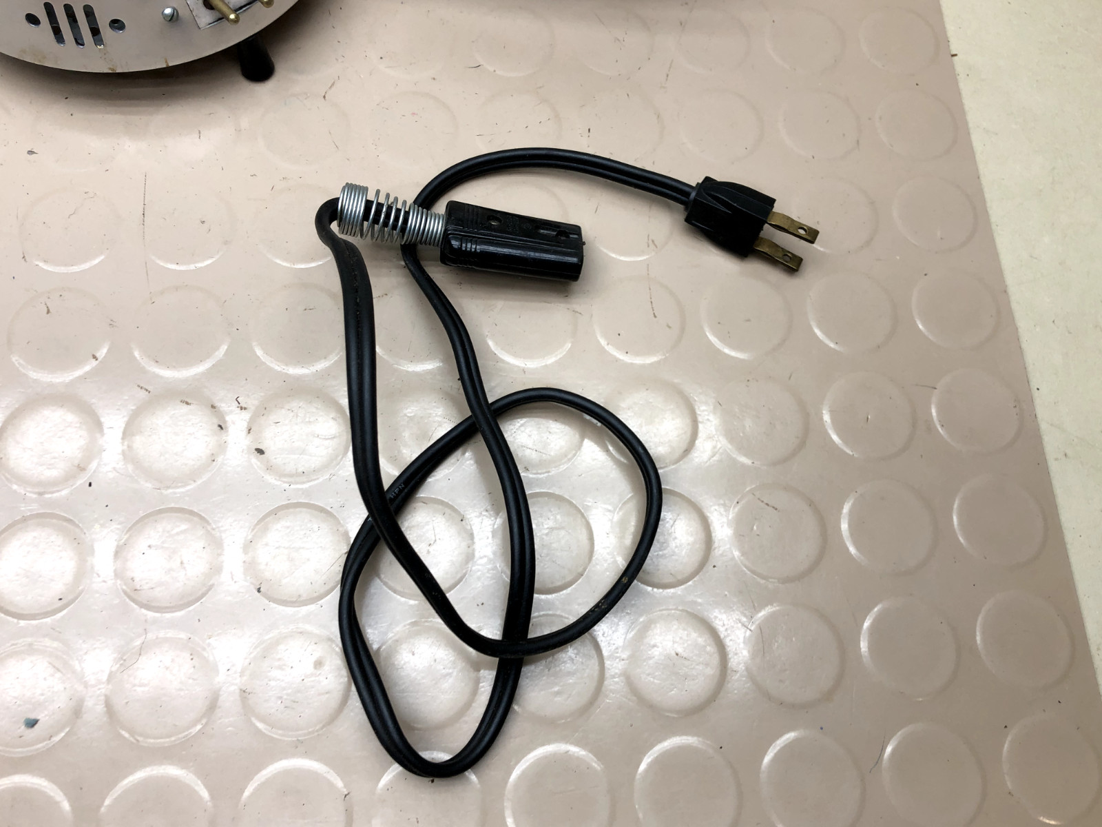 Vintage Electric Heating Plate with Handle & Removable Cord