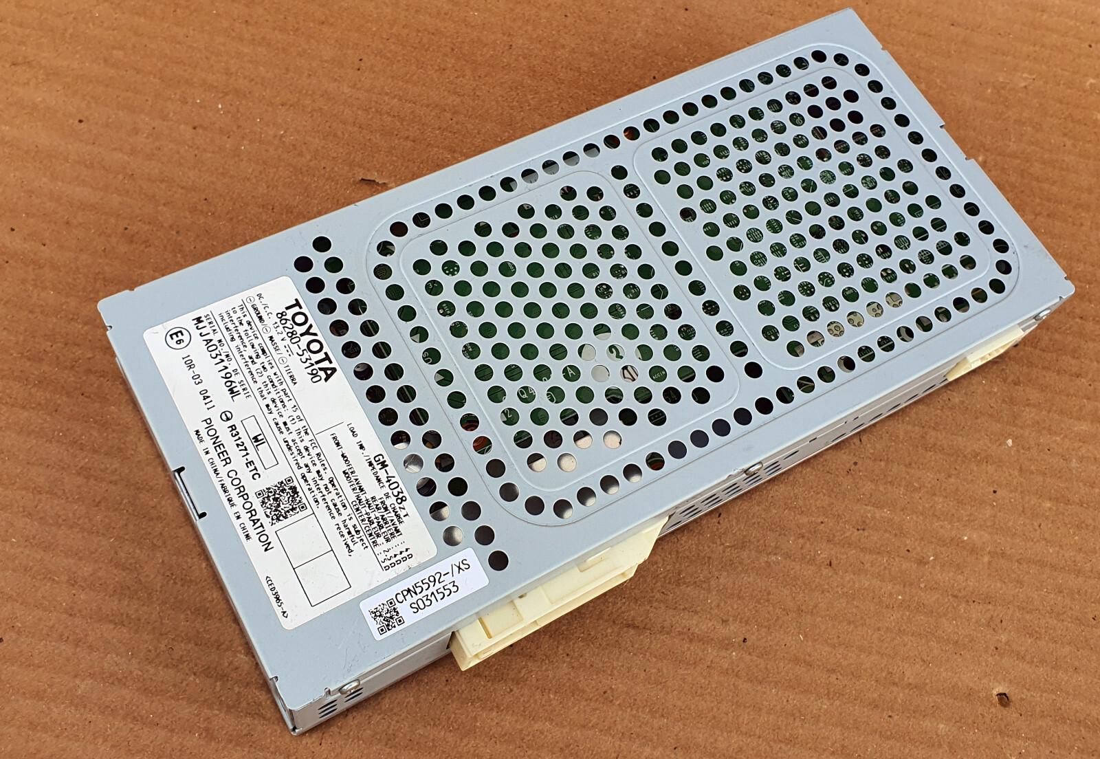 Lexus IS250 IS350 Radio stereo pioneer amplifier oem used 86280-53190