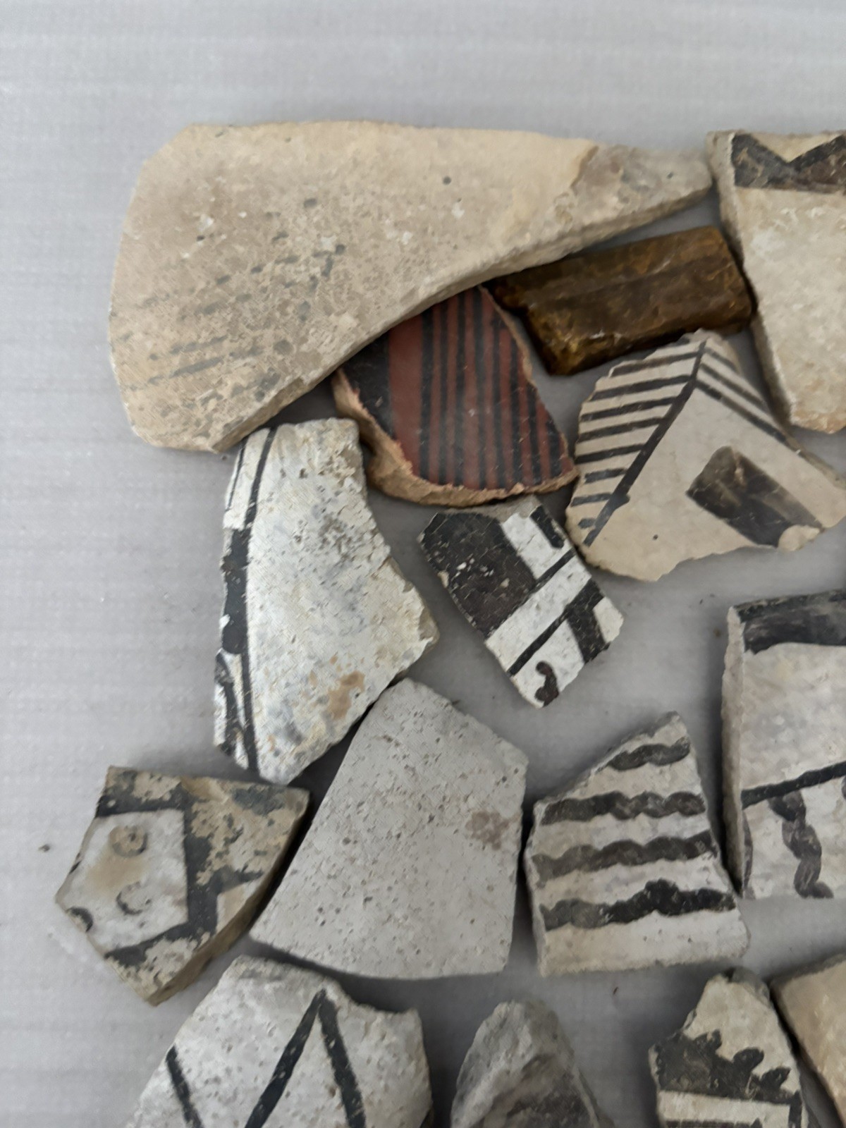 30+ Ancient Anasazi Native American Pottery Shards Arizona L8-D FREE SHIP