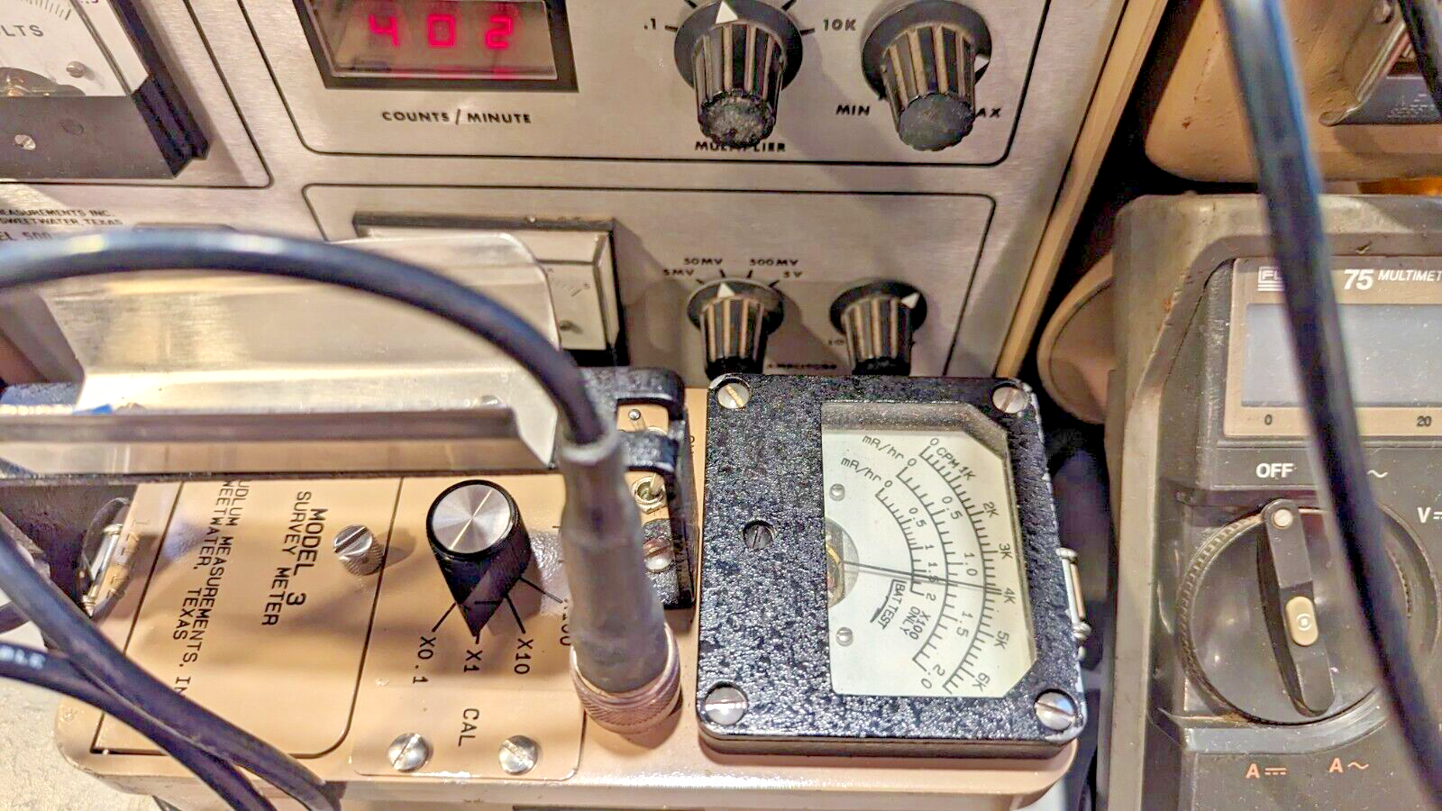 1x CLEAN Ludlum Model 3 Survey Meter 44-9 Tested, Verified, and GUARANTEED