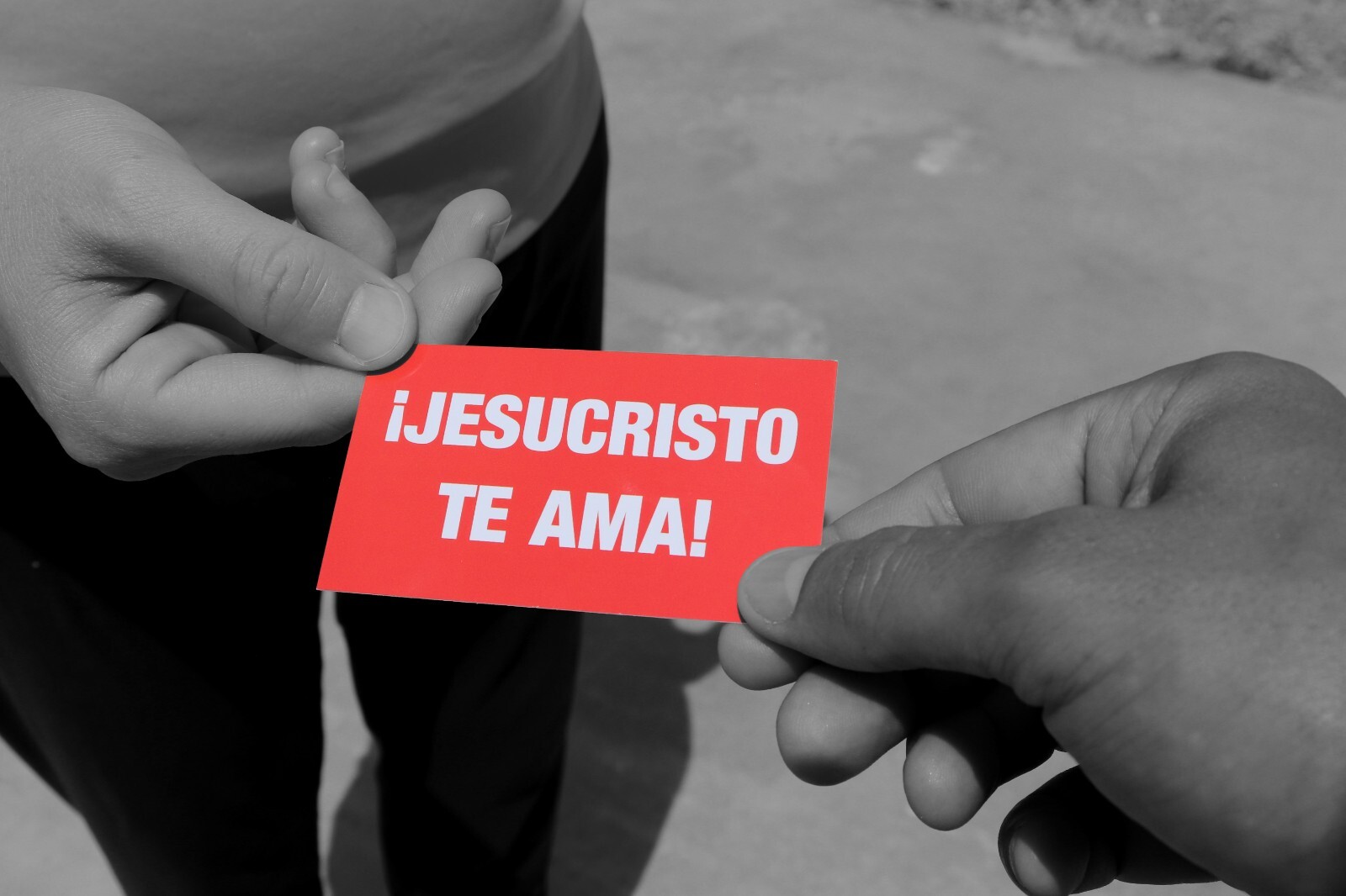 Jesus Loves You Spanish | Gospel Tracts | Business Card Size | Pack of 50