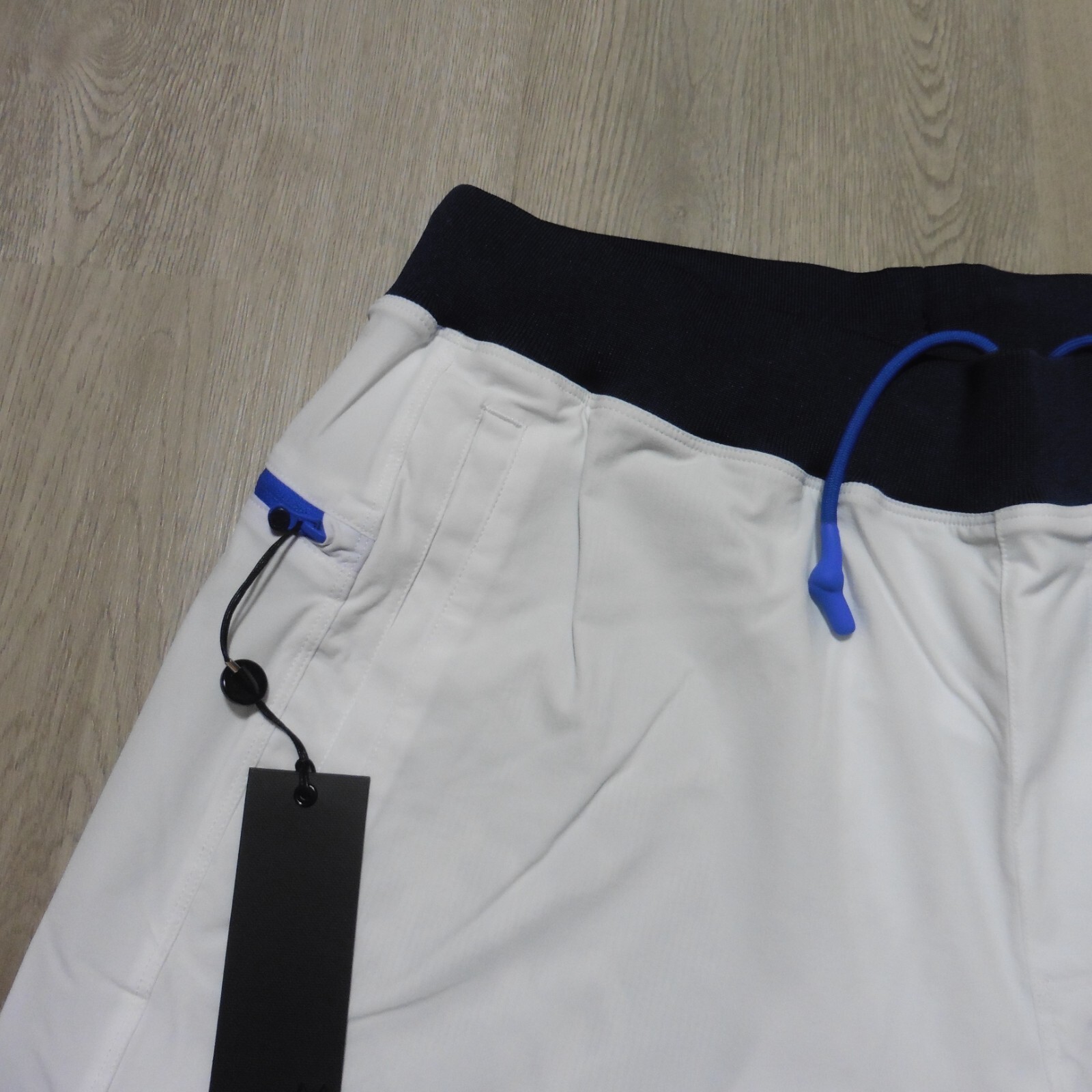 GREYSON Mens L LARGE FULTON SHORTS ARCTIC WHITE BLUE LINED 9" NYLON GOLF WORKOUT