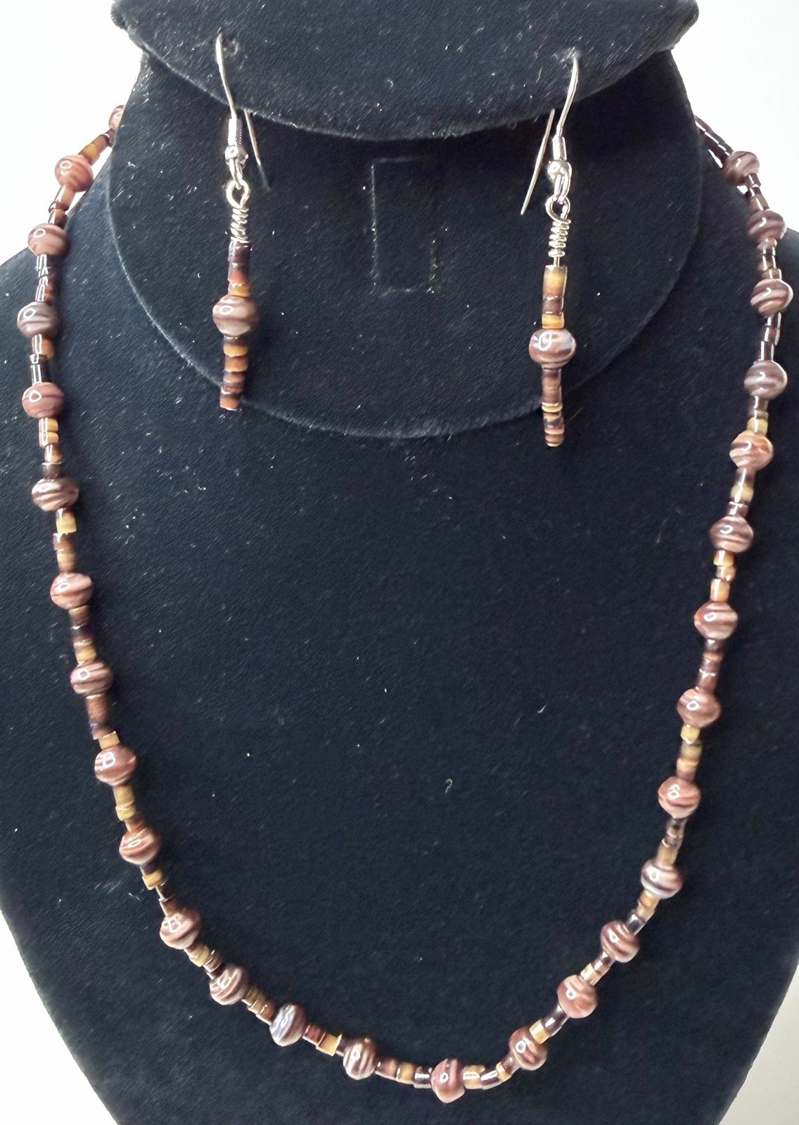Pinshell Brown Necklace 18.5” Earrings 2”Set Handmade Vintage