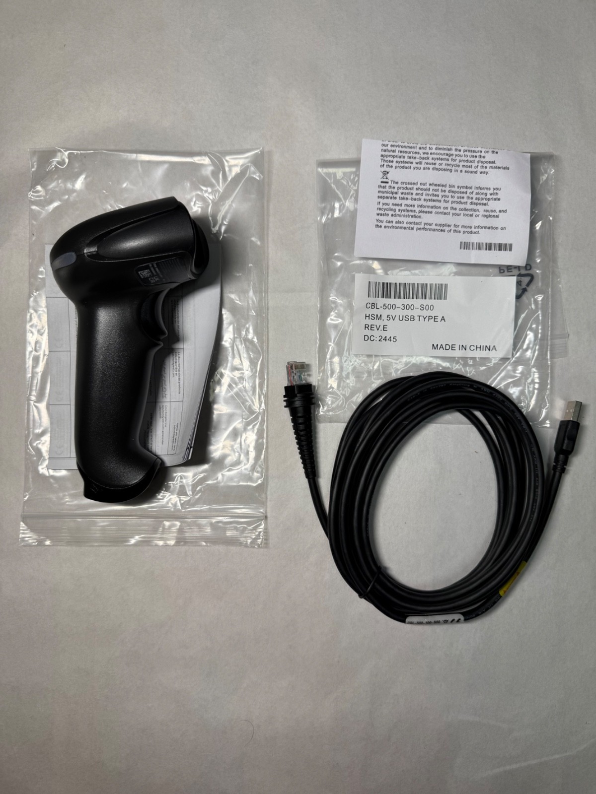 Honeywell 1950GSR-2USB-N 2D Barcode Scanner with USB Cable Black
