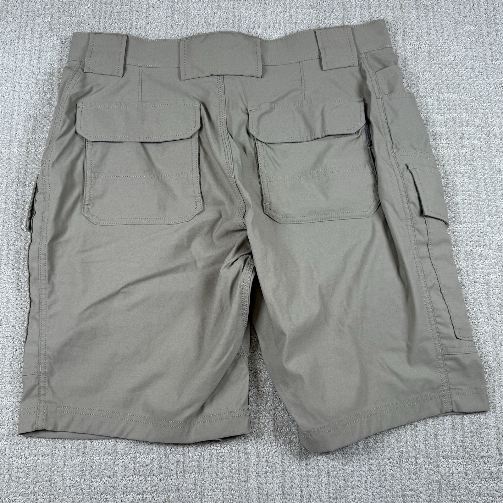 Duluth Trading Men’s 36 Flex Dry On The Fly Relaxed Fit 10” Nylon Cargo Shorts