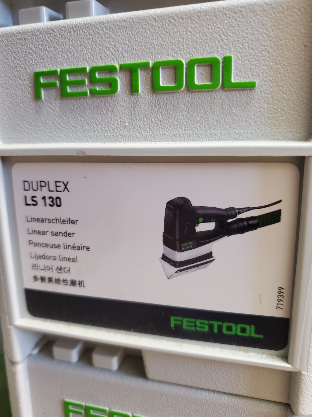 Festool CT MIDI I HEPA Dust Extractor with accessories.