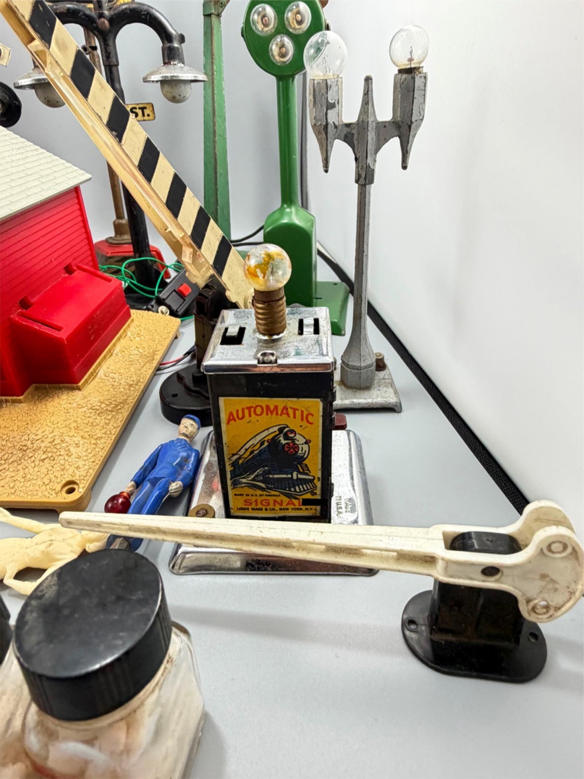 Assorted Lot of 33 O Gauge Lamp Posts Railroad Crossing Gate Bumper Etc.. AS IS