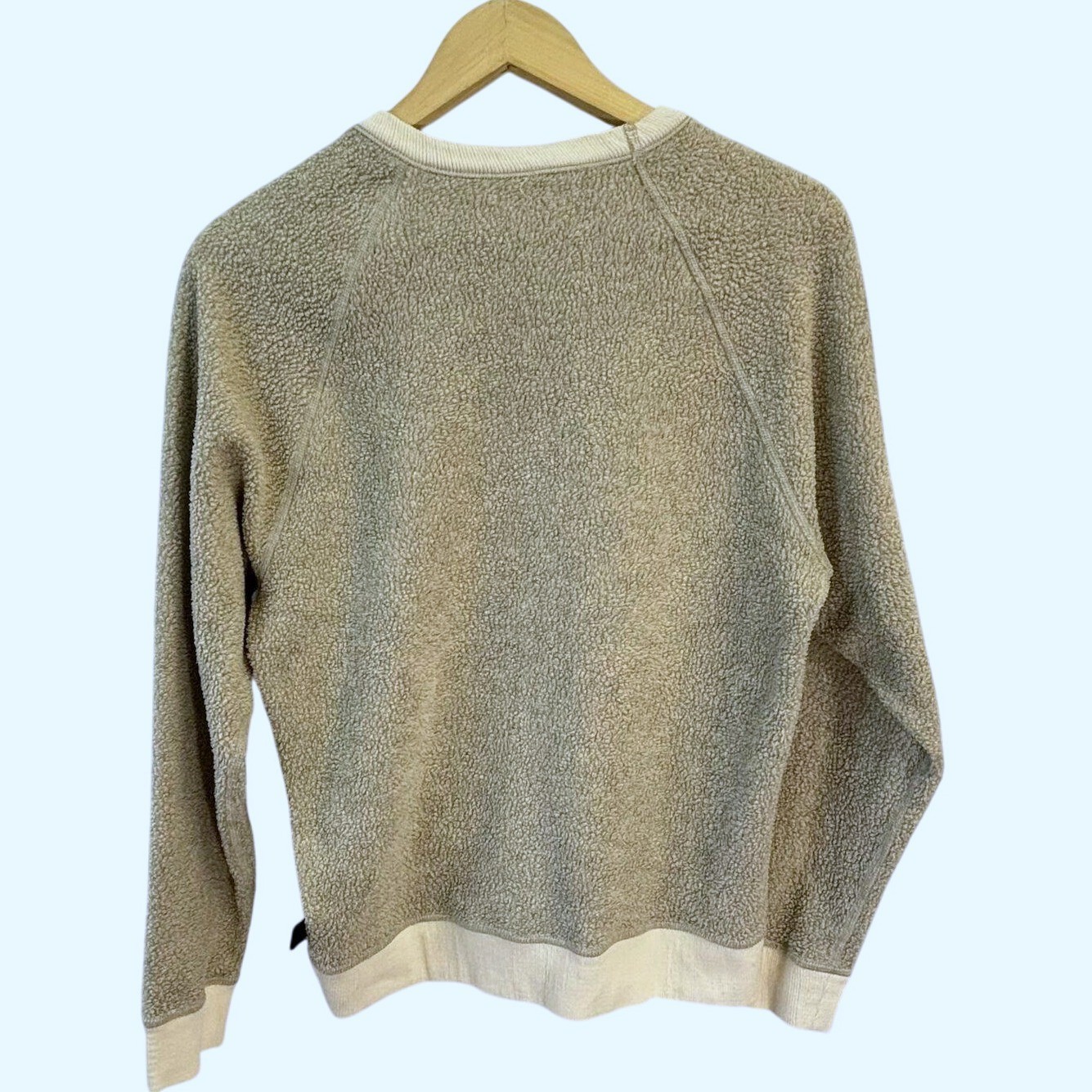 Patagonia Mens Pullover Crewneck Fleece Sweatshirt Beige Outdoor Sz SM