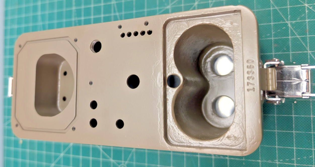 1x REPAIR Battery Compartment for LUDLUM Meters model 3, 12, 14C, 2241 etc.