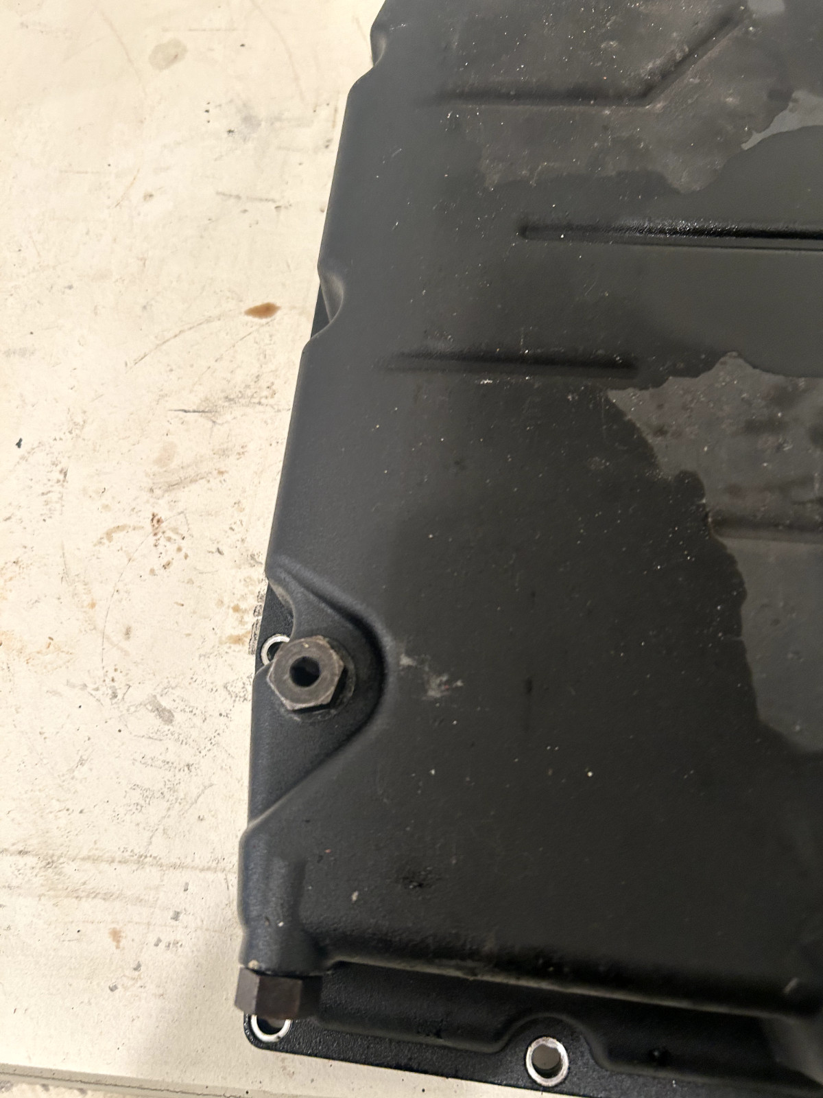 17-24 Harley FLHTCUTG Tri Glide Ultra Transmission Oil Tank Bottom Pan