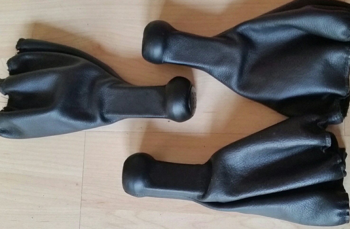 Porsche  924 944 968   928 leather shiftboot knob+Emblem