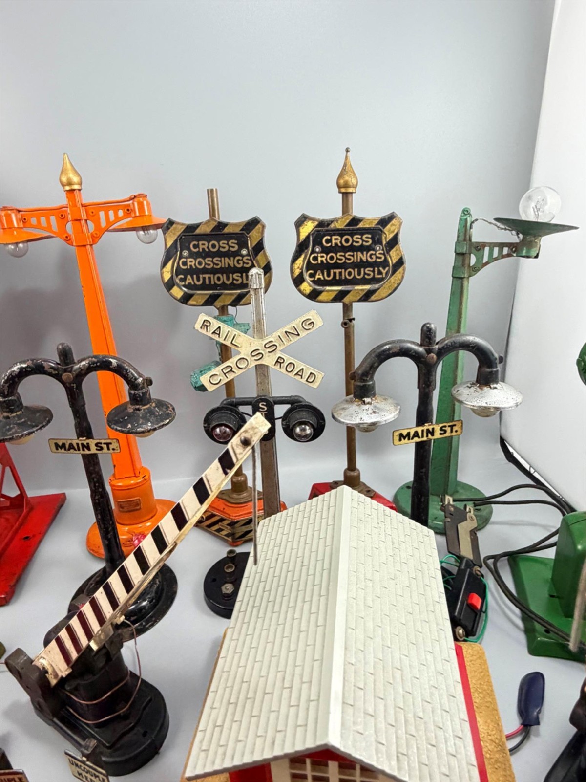 Assorted Lot of 33 O Gauge Lamp Posts Railroad Crossing Gate Bumper Etc.. AS IS
